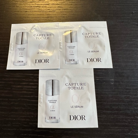 DIOR Capture totale le serum sample packets of 3 - Picture 2 of 3